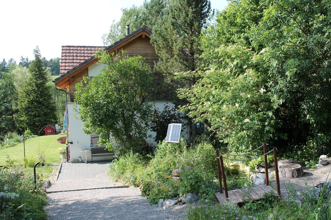 Leidzgi B&B Safenwil Kültér fotó